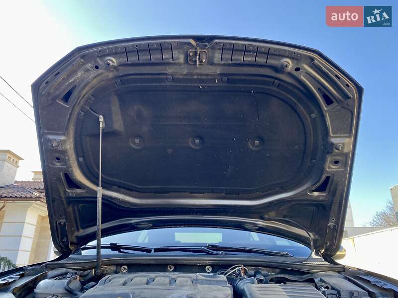 Седан Volkswagen Passat 2015 в Черноморске