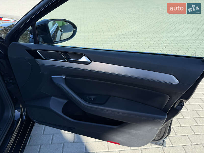 Универсал Volkswagen Passat 2019 в Ковеле фото 24 Универсал Volkswagen Passat 2019 в Ковеле