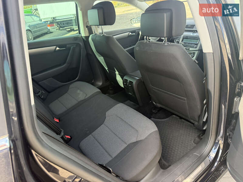 Универсал Volkswagen Passat 2011 в Львове