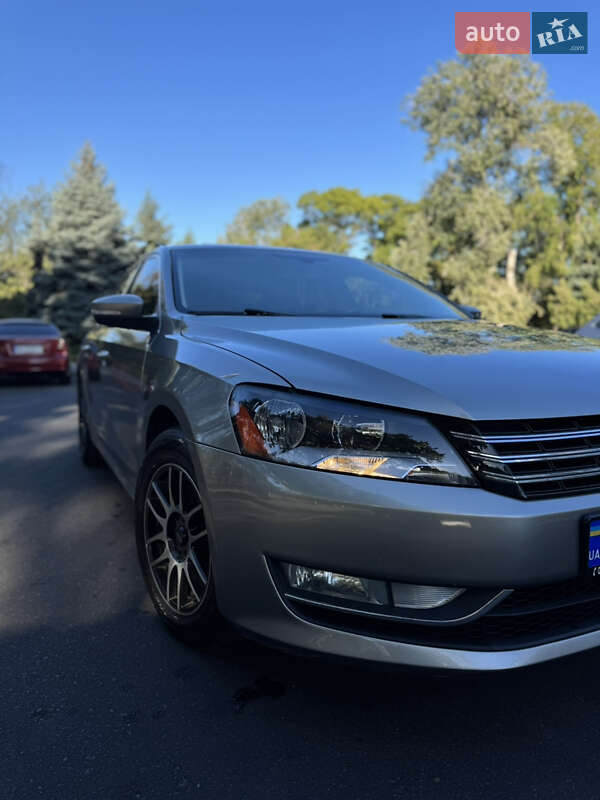 Седан Volkswagen Passat 2013 в Броварах