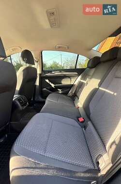 Седан Volkswagen Passat 2019 в 