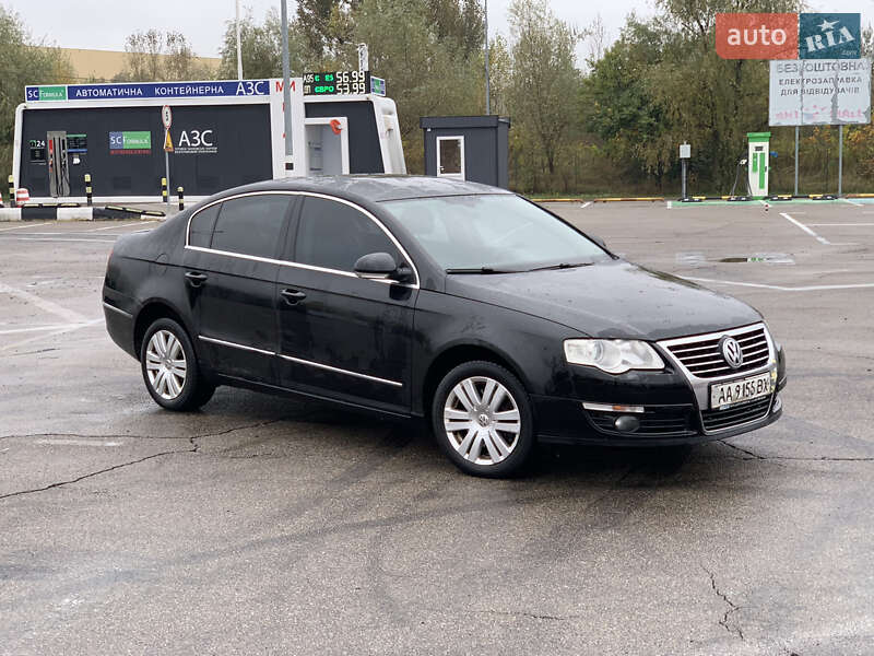 Седан Volkswagen Passat 2006 в Киеве