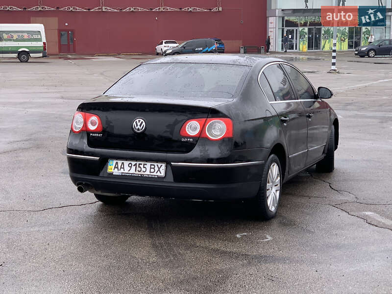 Седан Volkswagen Passat 2006 в Киеве
