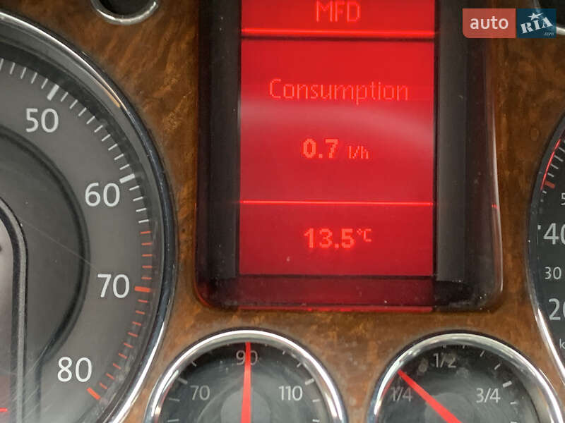 Седан Volkswagen Passat 2006 в Киеве