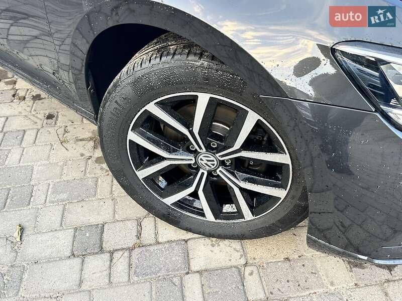Универсал Volkswagen Passat 2020 в Луцке фото 21 Универсал Volkswagen Passat 2020 в Луцке