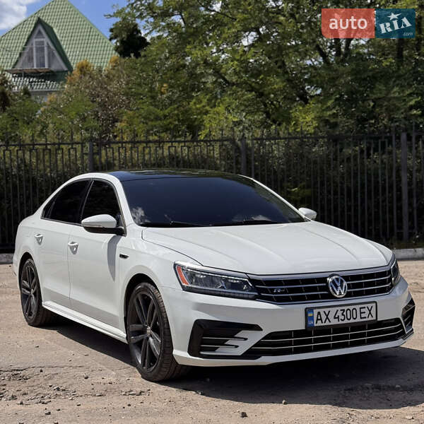 Седан Volkswagen Passat 2018 в Изюме