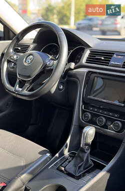 Седан Volkswagen Passat 2018 в 