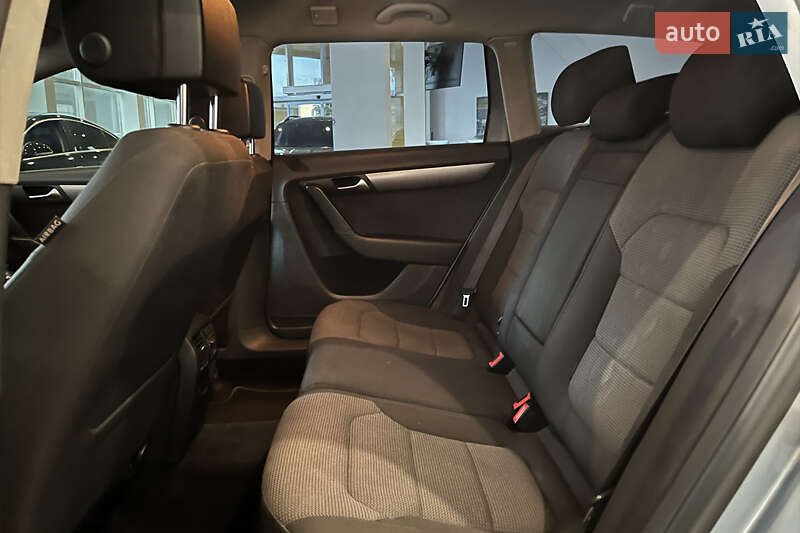 Универсал Volkswagen Passat 2013 в Шептицькому