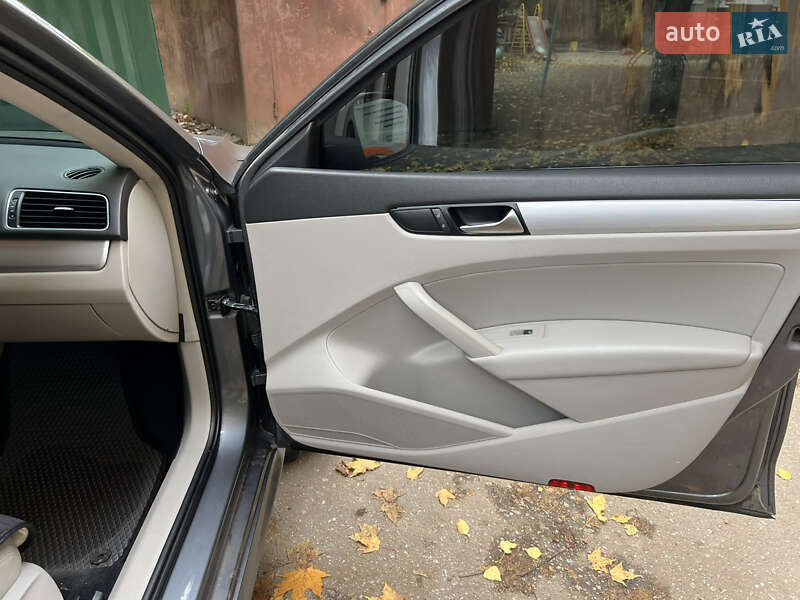 Седан Volkswagen Passat 2012 в Кропивницком фото 8 Седан Volkswagen Passat 2012 в Кропивницком