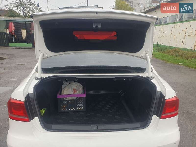 Седан Volkswagen Passat 2012 в Фастове фото 8 Седан Volkswagen Passat 2012 в Фастове