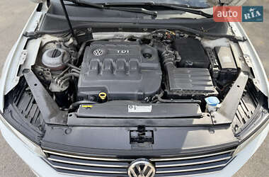 Универсал Volkswagen Passat 2016 в  фото 23 Универсал Volkswagen Passat 2016 в