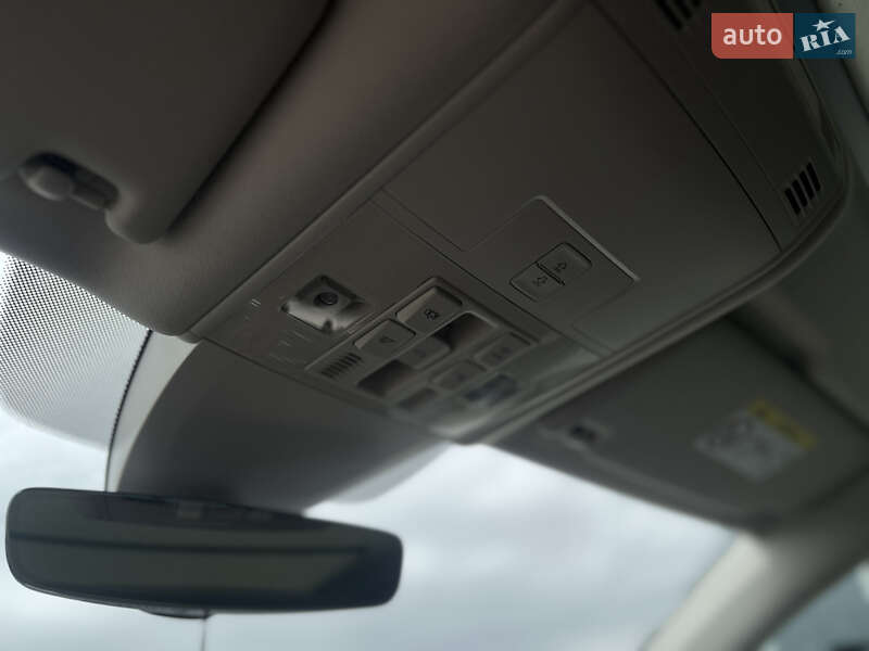 Универсал Volkswagen Passat 2017 в Сваляве