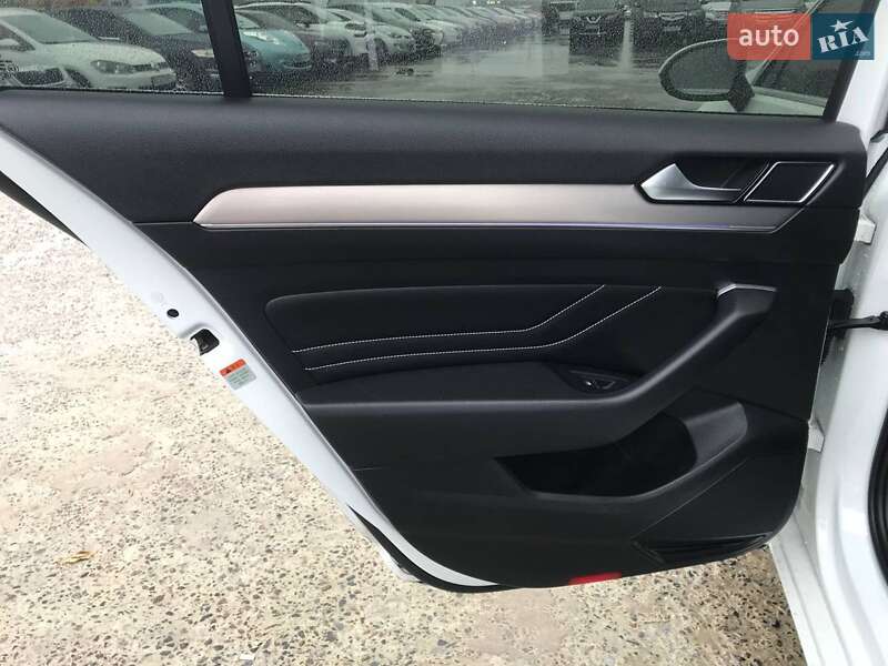 Седан Volkswagen Passat 2020 в Львові фото 11 Седан Volkswagen Passat 2020 в Львові
