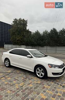 Седан Volkswagen Passat 2012 в 