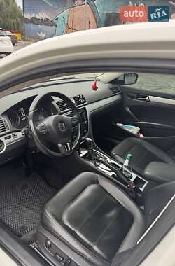 Седан Volkswagen Passat 2012 в 