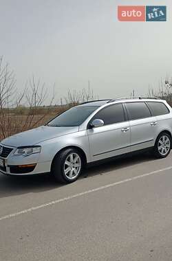 Универсал Volkswagen Passat 2007 в Самборе
