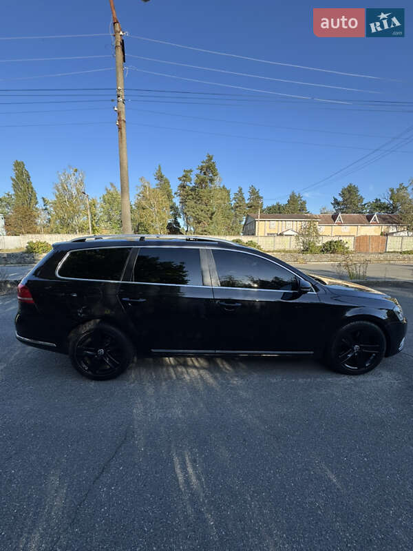 Универсал Volkswagen Passat 2014 в Киеве