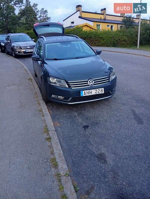 Универсал Volkswagen Passat 2012 в Коломые