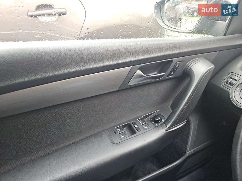 Седан Volkswagen Passat 2012 в Стрые фото 33 Седан Volkswagen Passat 2012 в Стрые