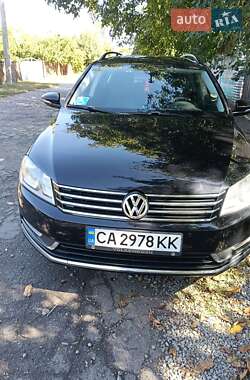 Универсал Volkswagen Passat 2012 в Умани