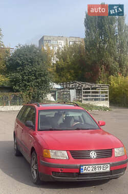 Универсал Volkswagen Passat 1998 в 