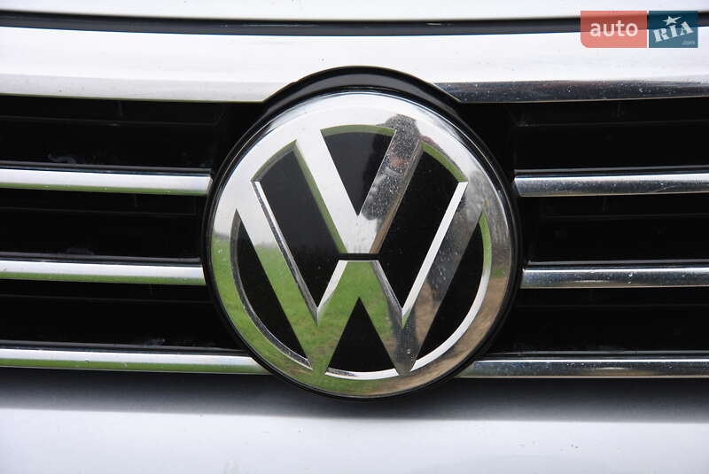 Седан Volkswagen Passat 2016 в Вінниці