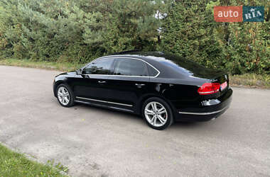 Седан Volkswagen Passat 2015 в 