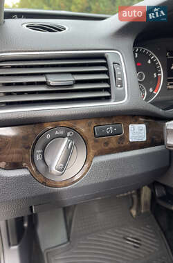 Седан Volkswagen Passat 2015 в 
