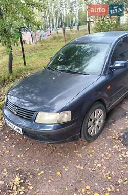Седан Volkswagen Passat 1997 в Овруче