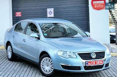 Седан Volkswagen Passat 2009 в Львове