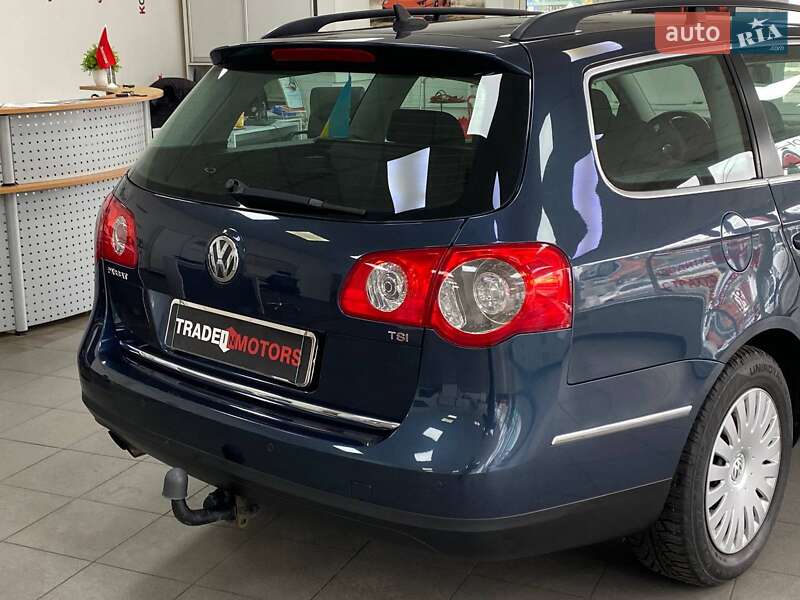 Универсал Volkswagen Passat 2008 в Киеве