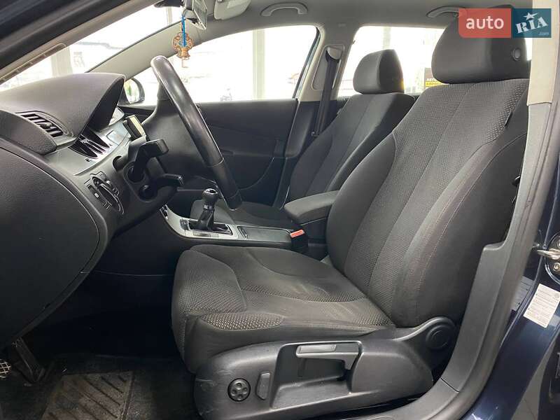 Универсал Volkswagen Passat 2008 в Киеве
