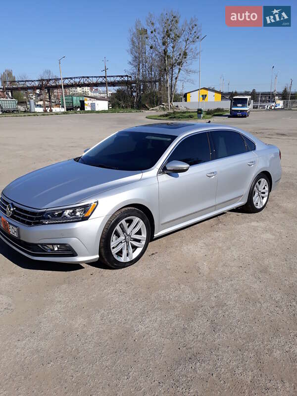 Седан Volkswagen Passat 2017 в Ивано-Франковске фото 25 Седан Volkswagen Passat 2017 в Ивано-Франковске