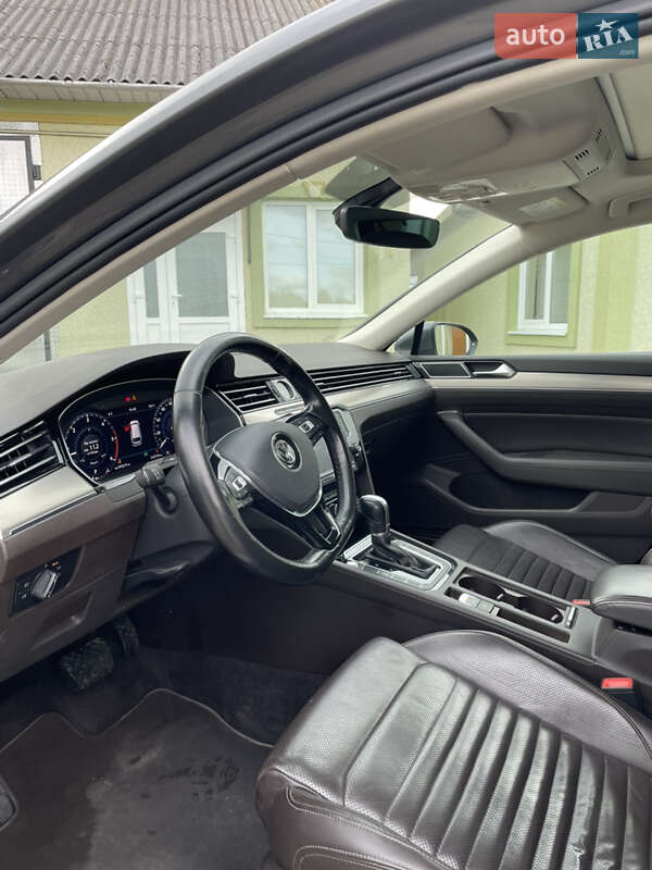 Универсал Volkswagen Passat 2016 в Черновцах