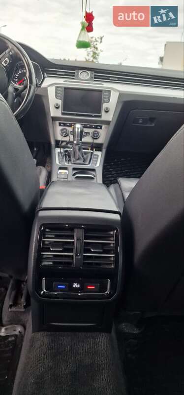 Универсал Volkswagen Passat 2016 в Луцке