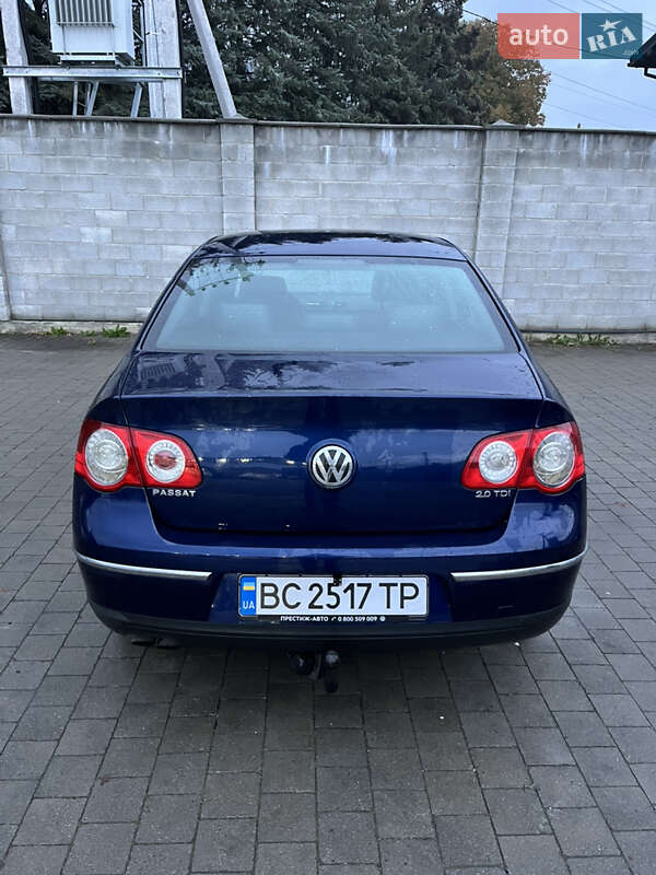 Седан Volkswagen Passat 2005 в Львові