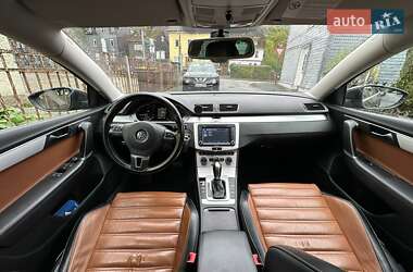 Універсал Volkswagen Passat 2012 в Одесі