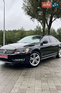 Седан Volkswagen Passat 2014 в Новояворовске