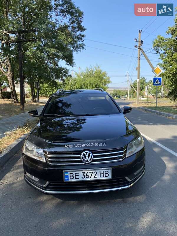 Універсал Volkswagen Passat 2011 в Вознесенську