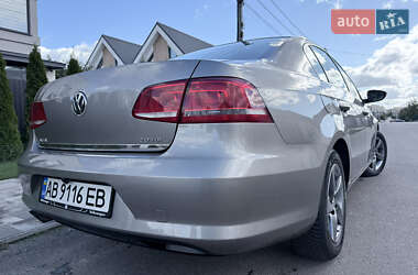 Седан Volkswagen Passat 2013 в 