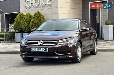 Седан Volkswagen Passat 2012 в Киеве