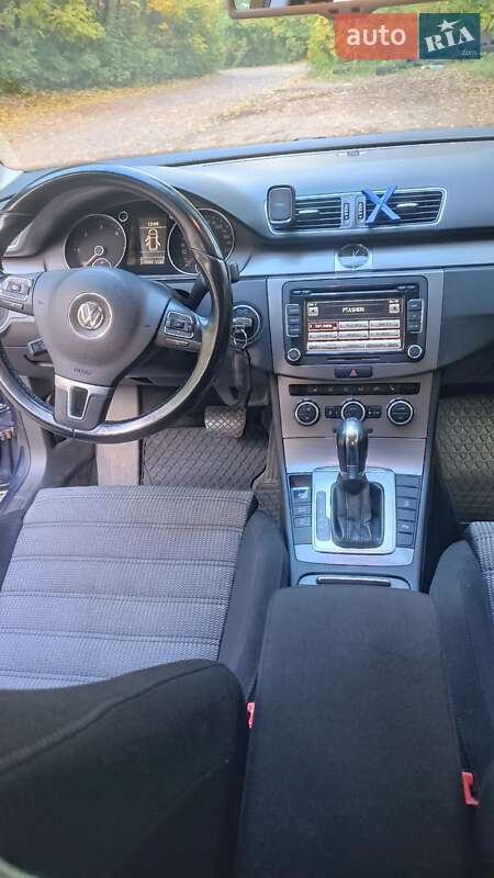 Універсал Volkswagen Passat 2013 в Києві фото 19 Універсал Volkswagen Passat 2013 в Києві