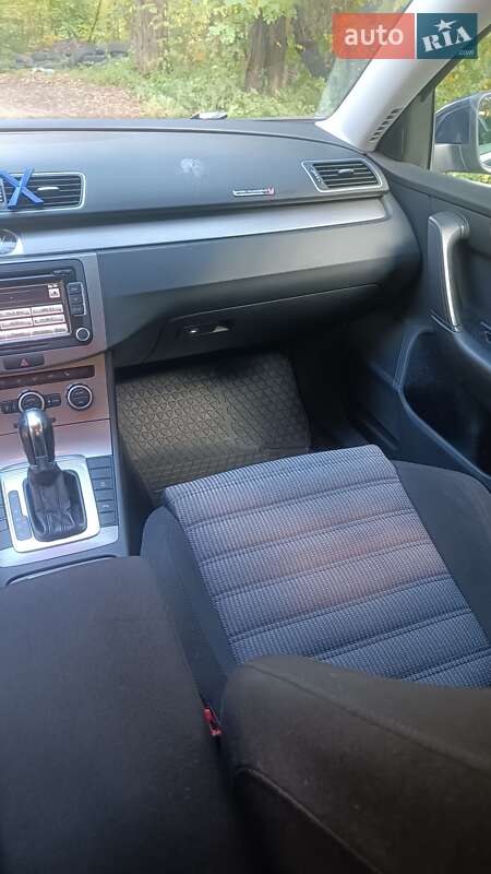 Універсал Volkswagen Passat 2013 в Києві фото 20 Універсал Volkswagen Passat 2013 в Києві