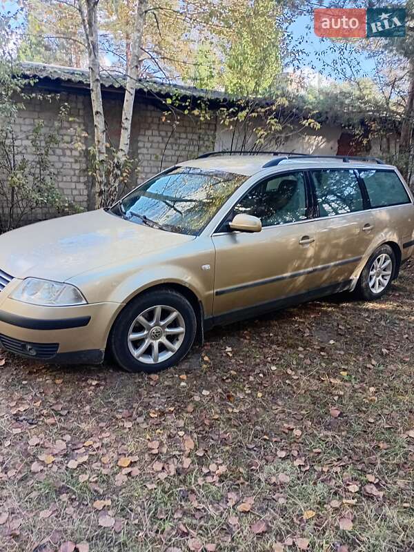 Универсал Volkswagen Passat 2002 в Сарнах фото Универсал Volkswagen Passat 2002 в Сарнах