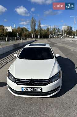 Седан Volkswagen Passat 2012 в 