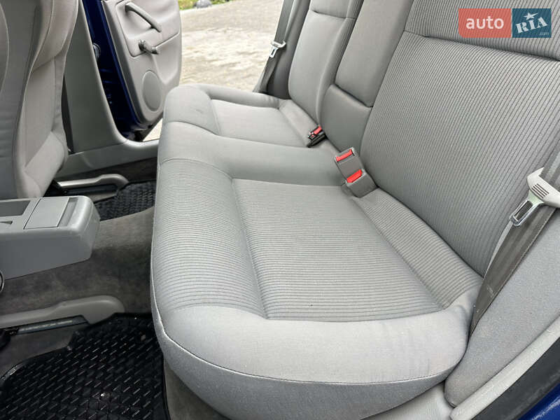 Седан Volkswagen Passat 2002 в Тернополе