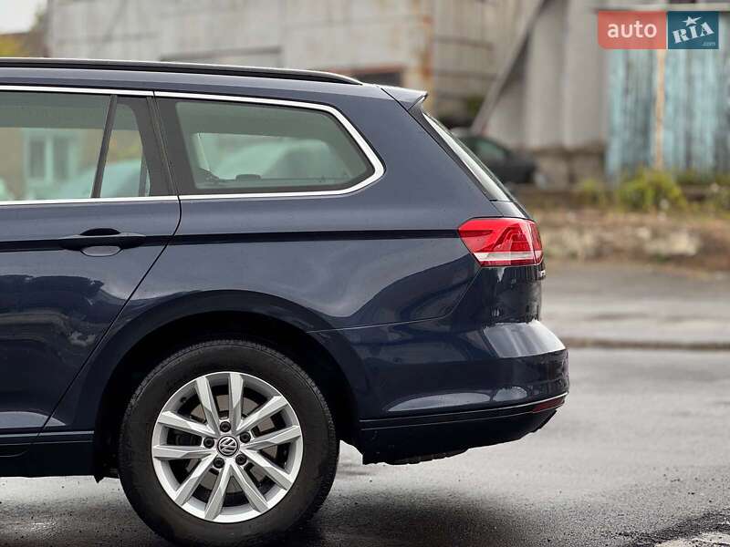 Универсал Volkswagen Passat 2015 в Киеве