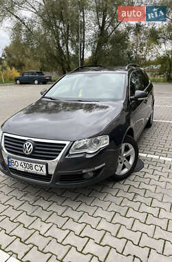 Универсал Volkswagen Passat 2010 в Хмельницком