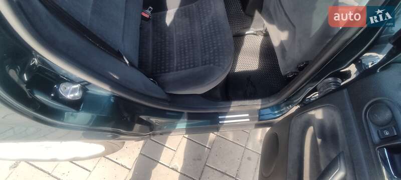 Универсал Volkswagen Passat 2001 в Черкассах