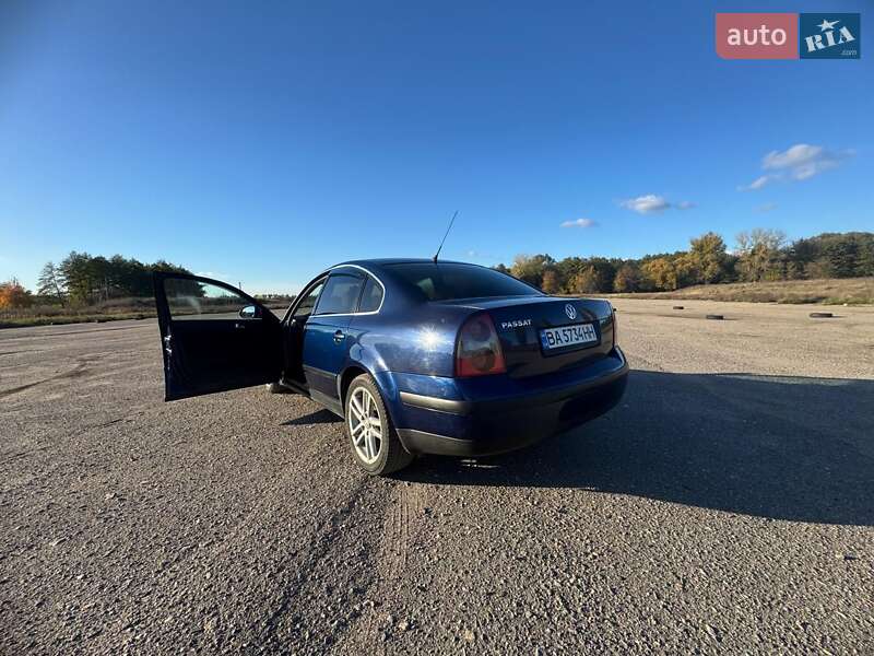 Седан Volkswagen Passat 2004 в Александровке фото 15 Седан Volkswagen Passat 2004 в Александровке